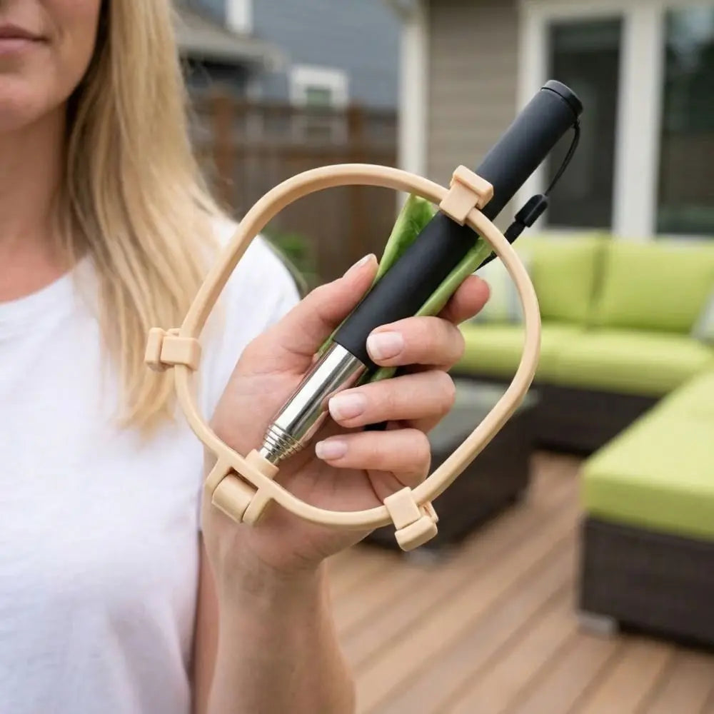 Foldable Pet Poop Scooper – Extendable Non-Contact Dog Waste Picker